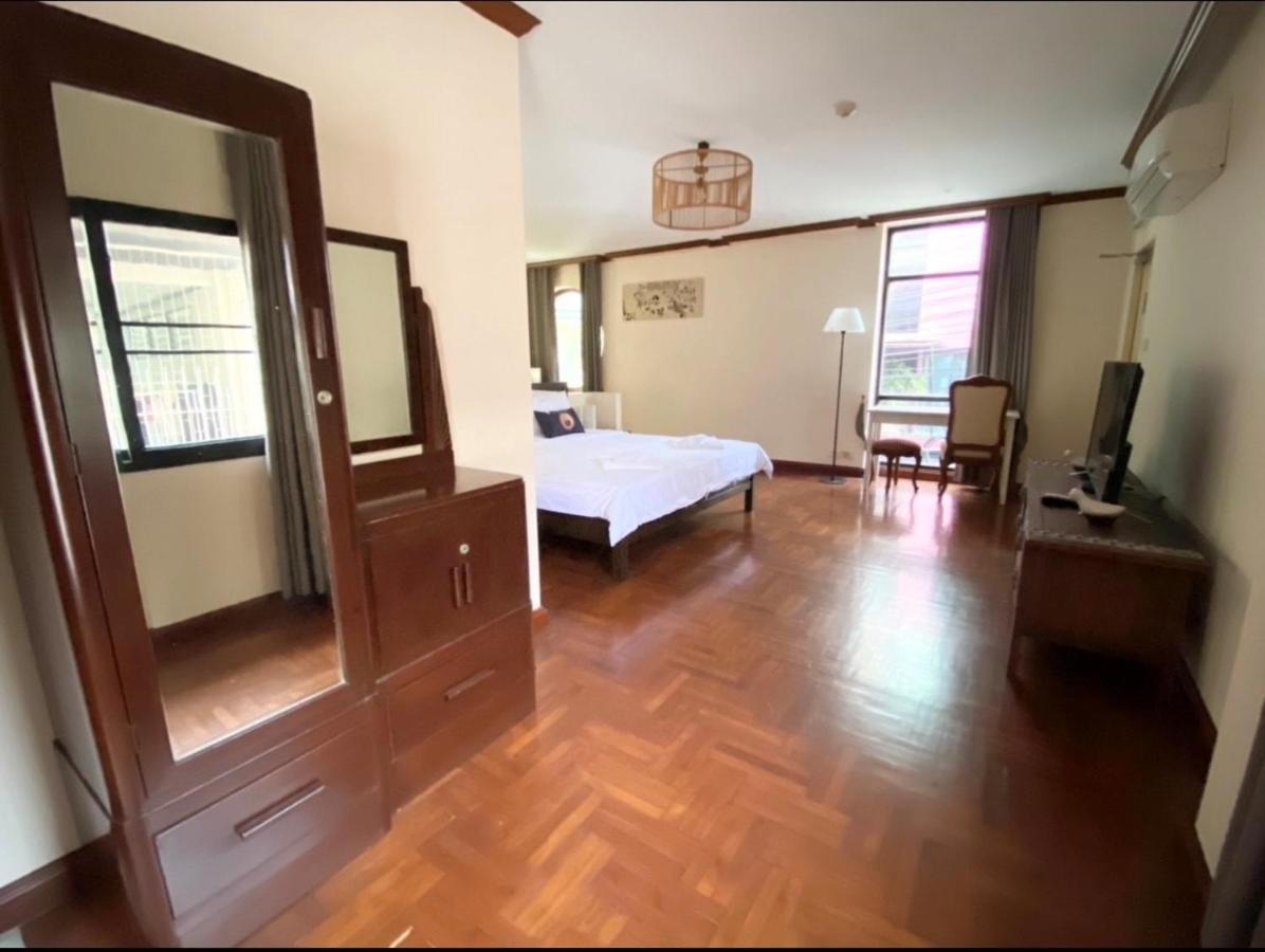 Nt Place Sukhumvit Suites Бангкок Екстер'єр фото