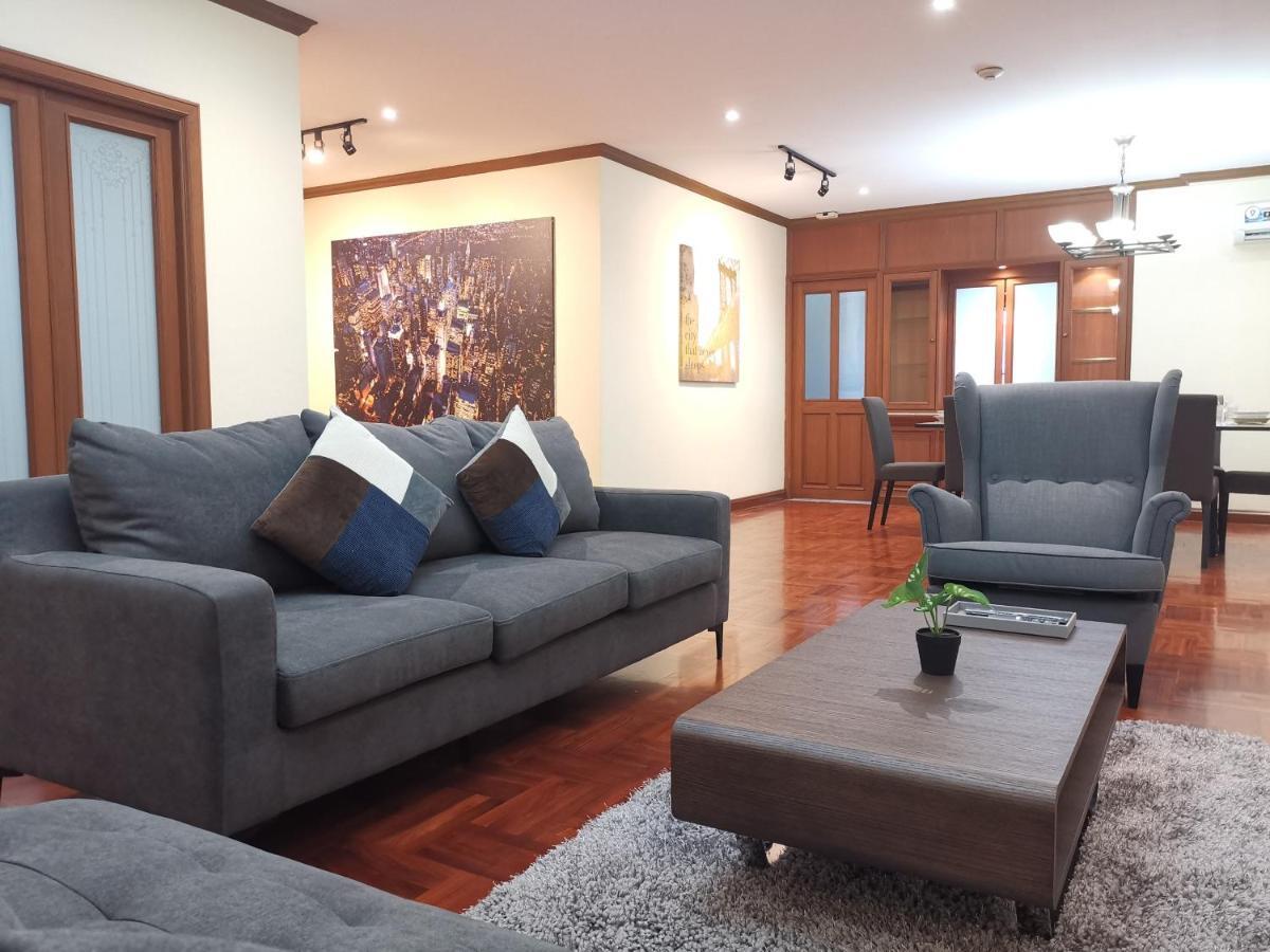 Nt Place Sukhumvit Suites Бангкок Екстер'єр фото