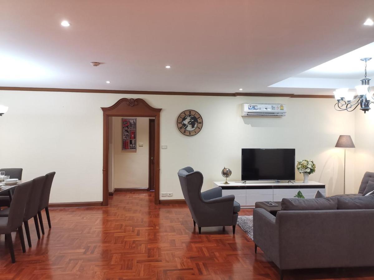 Nt Place Sukhumvit Suites Бангкок Екстер'єр фото