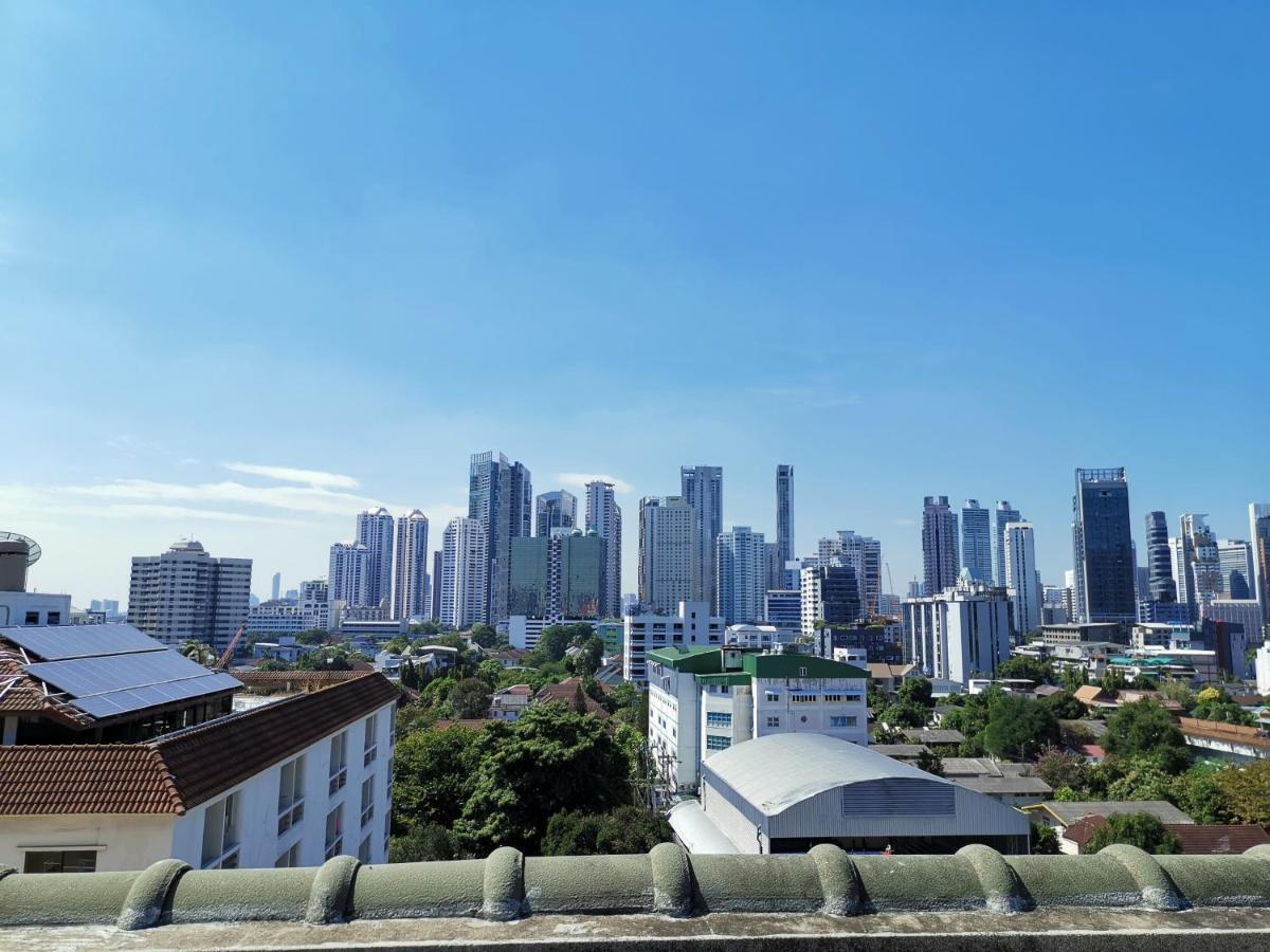 Nt Place Sukhumvit Suites Бангкок Екстер'єр фото
