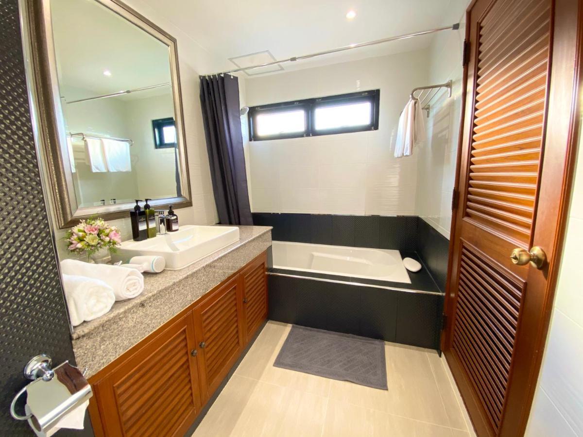 Nt Place Sukhumvit Suites Бангкок Екстер'єр фото